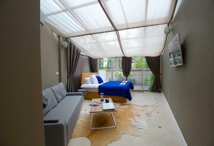 A11 Apartments & Spa Dermique