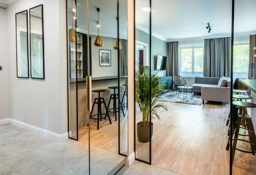 A11 Apartments & Spa Dermique