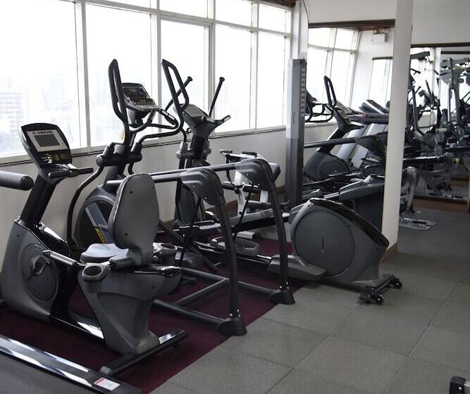 Diplomat Luxury Furnished Apartments