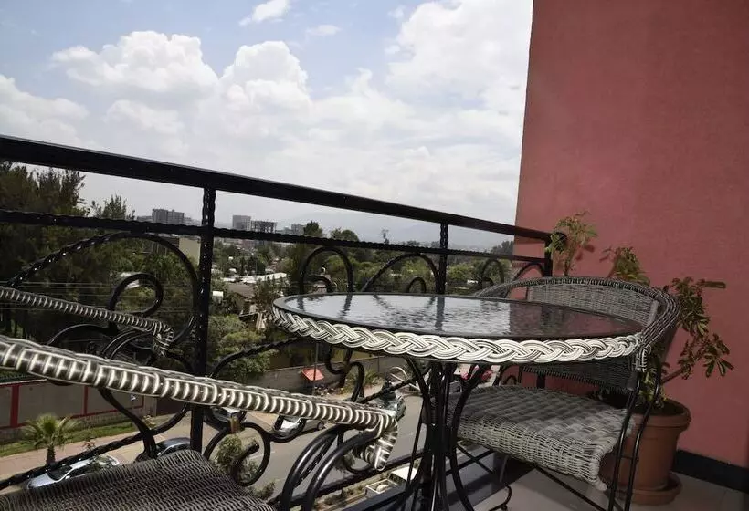 Diplomat Luxury Furnished Apartments