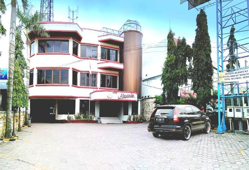 Alexander Hotel Tegal