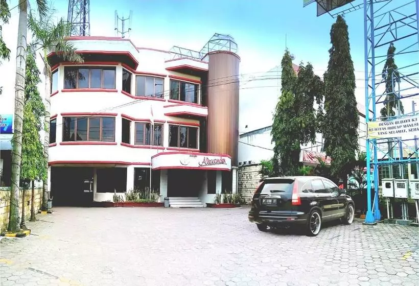 Alexander Hotel Tegal