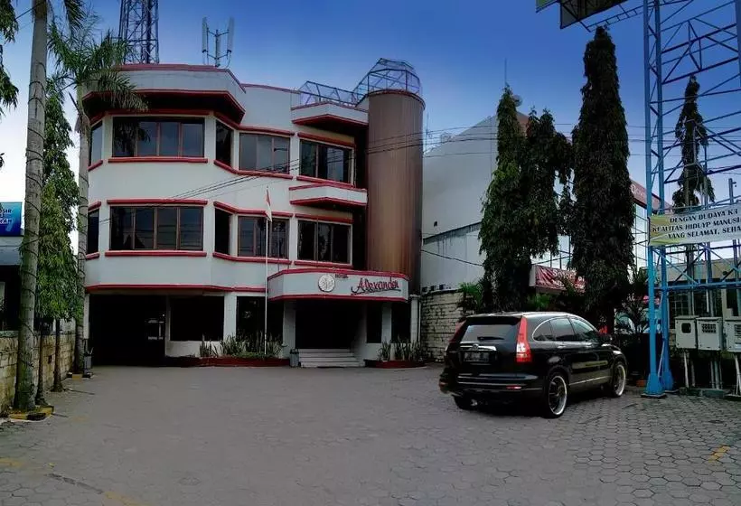 Alexander Hotel Tegal