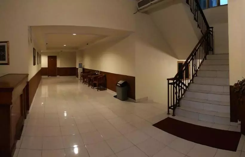 Alexander Hotel Tegal