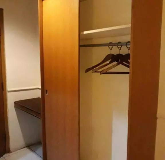 Alexander Hotel Tegal