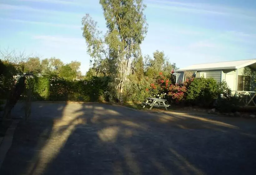 Hotelli Banjo S Overnight & Holiday Units