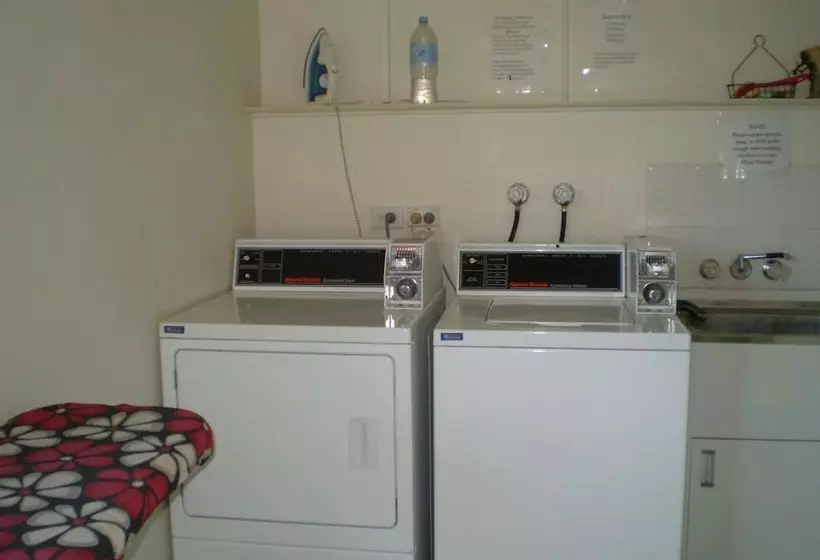 Hotelli Banjo S Overnight & Holiday Units