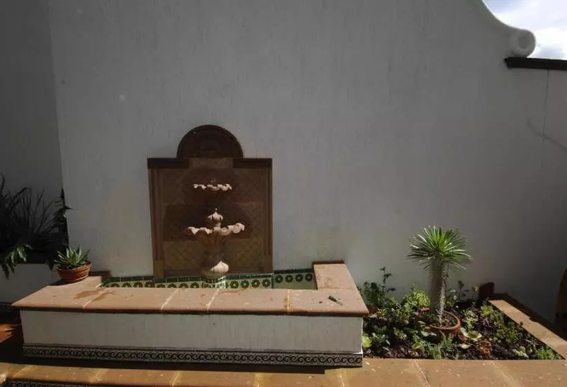 هتل Ito Casa Dionisio