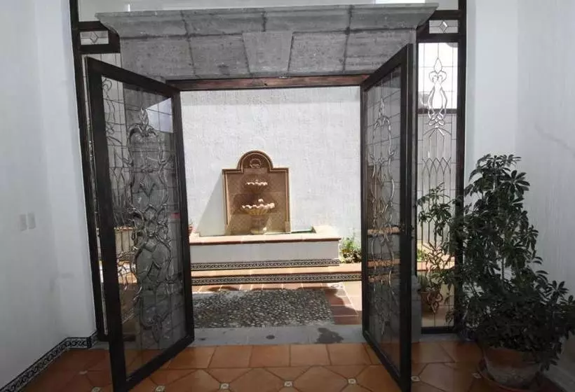 هتل Ito Casa Dionisio
