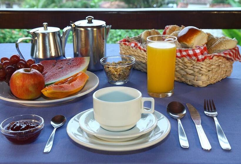 هتل Pousada Morro Do Forte