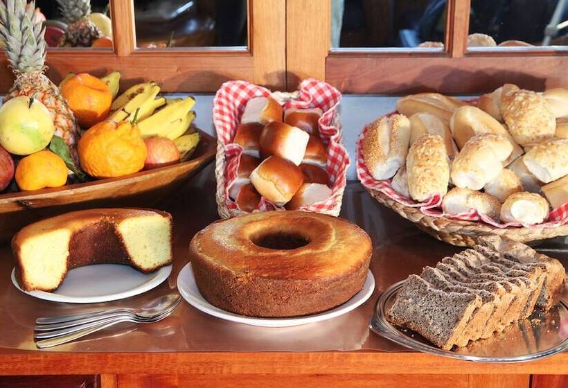 هتل Pousada Morro Do Forte