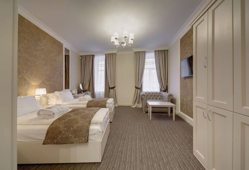 פנסיון Anastasia