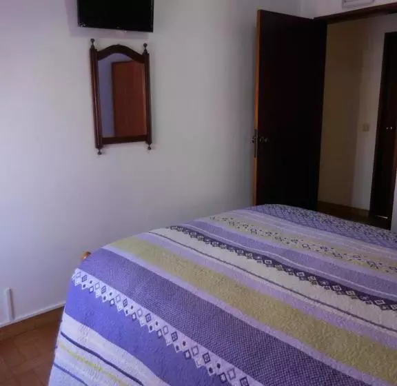 ペンション Casa De Hóspedes Margarida- By Portugalferias