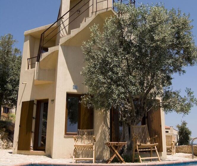 Poikilma Alonissos Villas