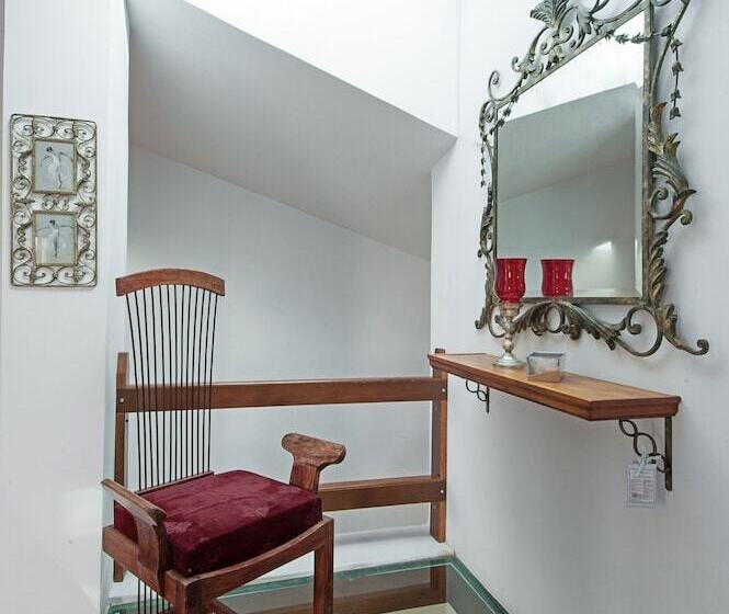 Poikilma Alonissos Villas