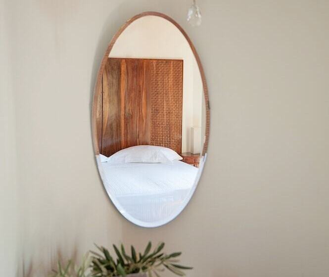 Poikilma Alonissos Villas