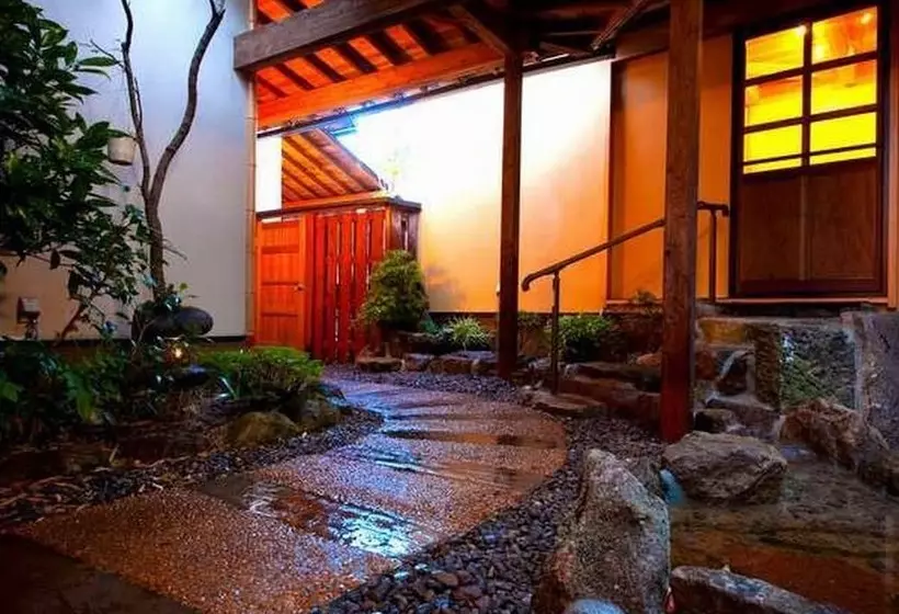 Ryokan Yufuin Onsen Hotel Poppoan