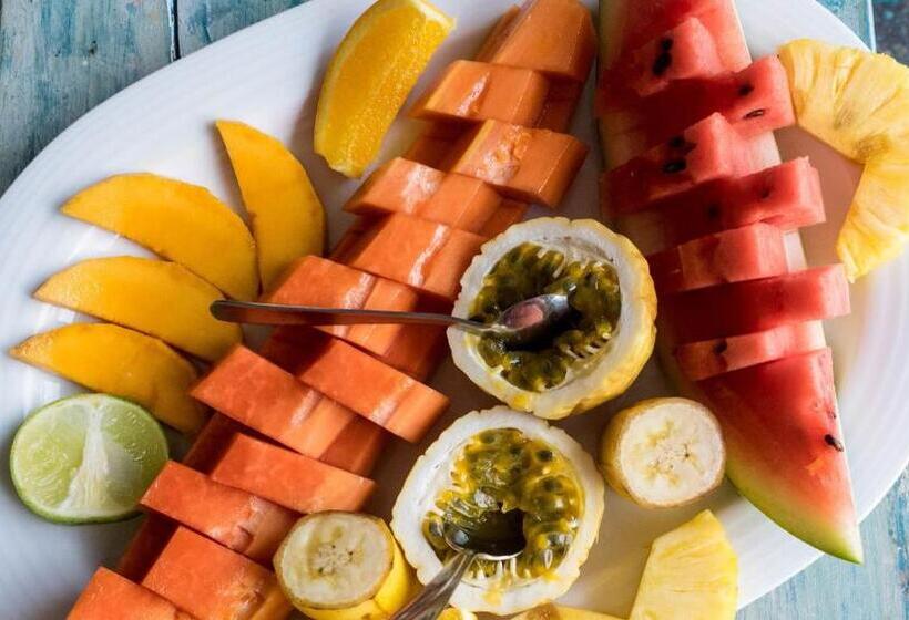 호텔 Ballena Regency