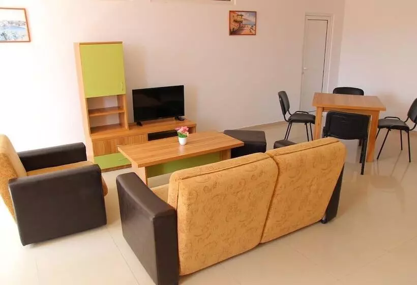 Hotelli Hostel Coral City