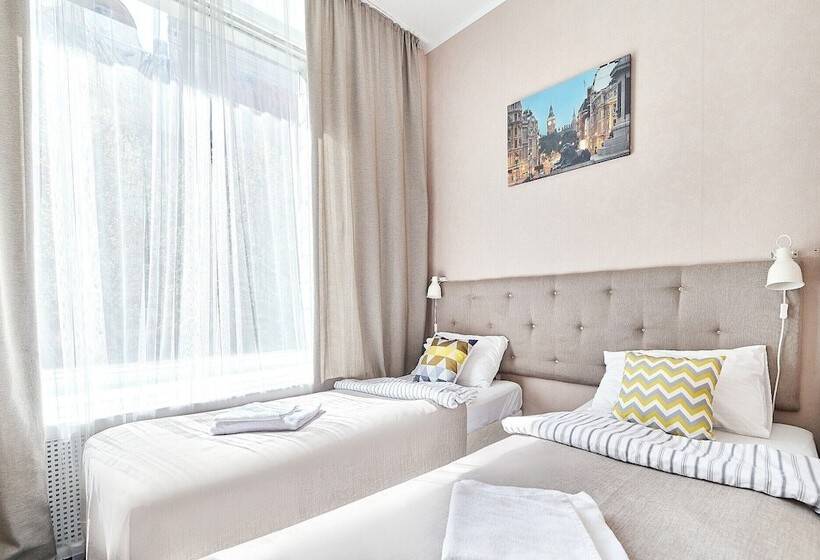 فندق Seven Bridges