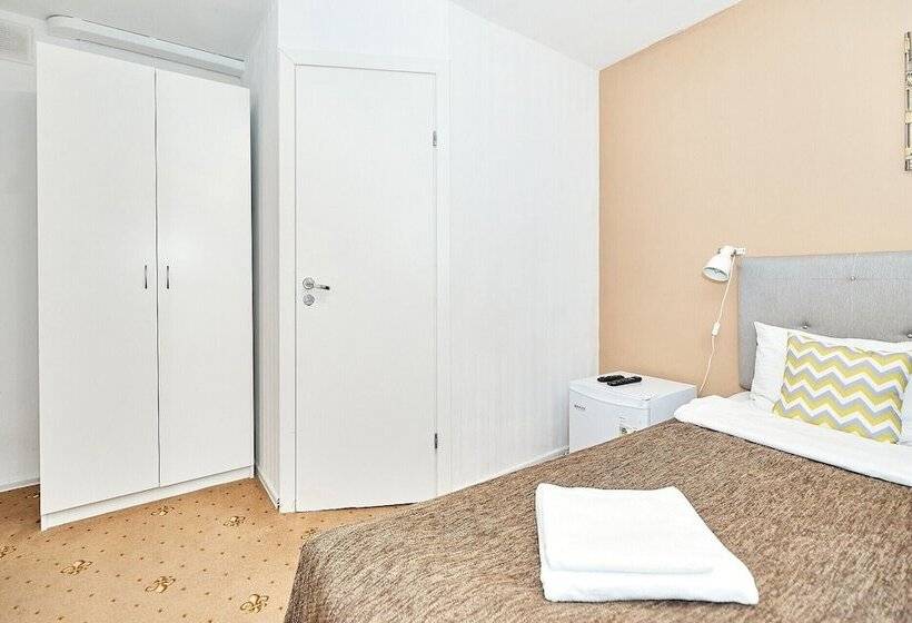 فندق Seven Bridges