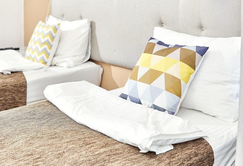 فندق Seven Bridges