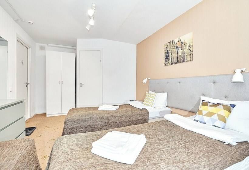 فندق Seven Bridges