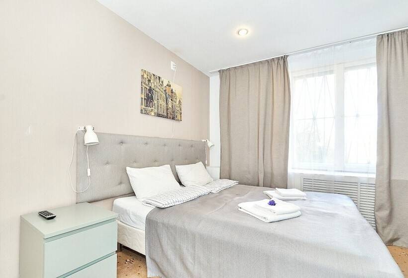 فندق Seven Bridges