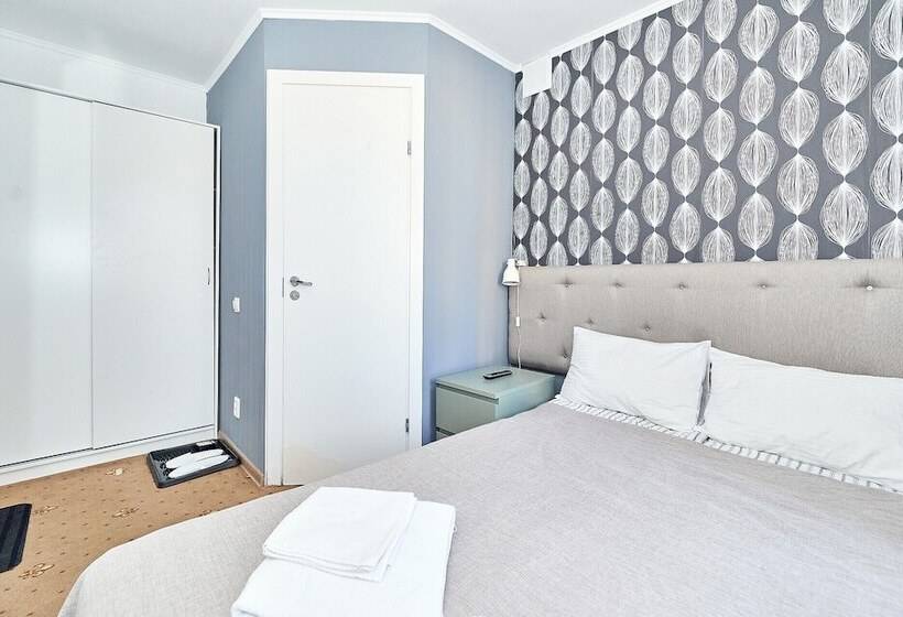 فندق Seven Bridges