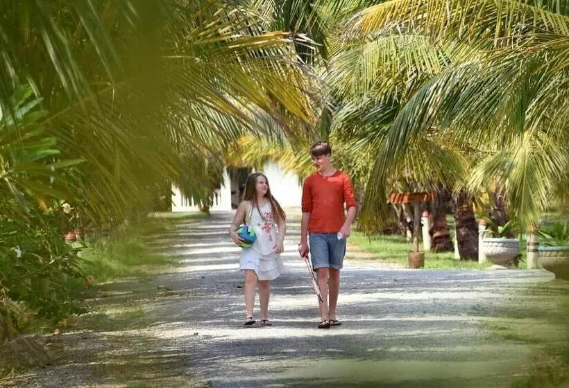 Hotelli Shakti Vani Ayu