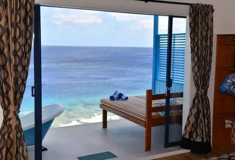 Lau S Gateway