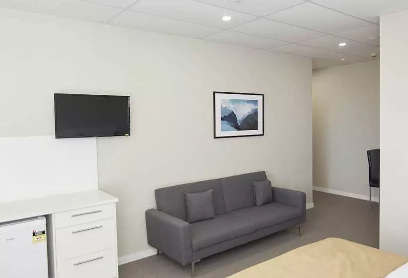 Motelli Three Palms Lodge