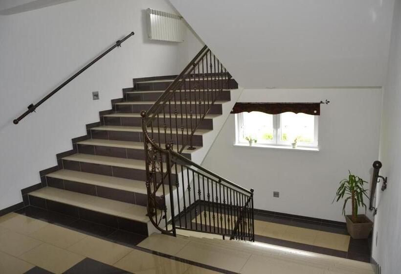 Majatalo Czerwone Wierchy Sauna I Jacuzzi Wliczone W Cenę Pobytu!