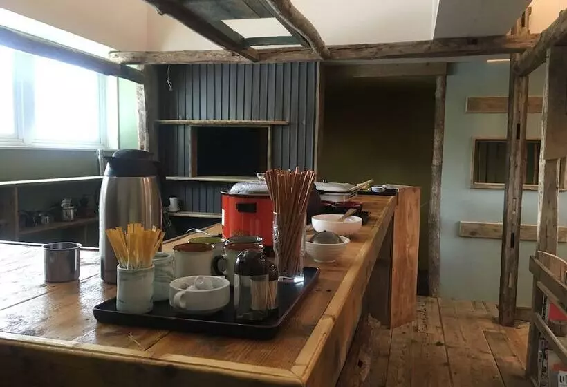 Biei Guest House Sirogane No Yu   Hostel