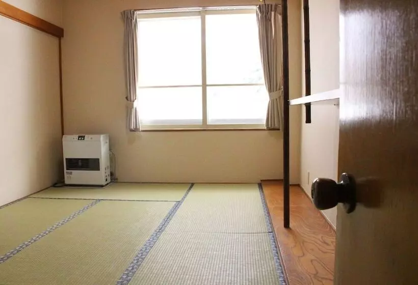 Biei Guest House Sirogane No Yu   Hostel