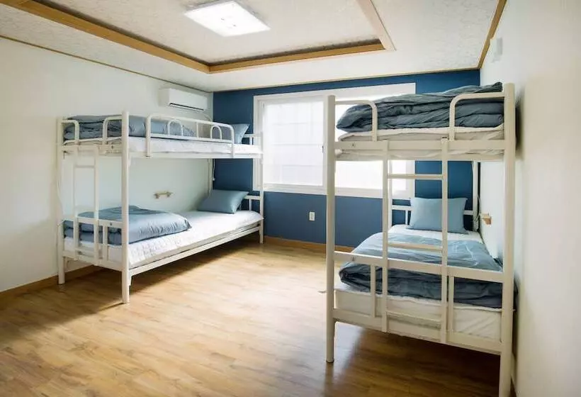 Hong Hong Guesthouse Hostel
