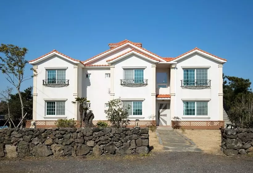Hong Hong Guesthouse Hostel