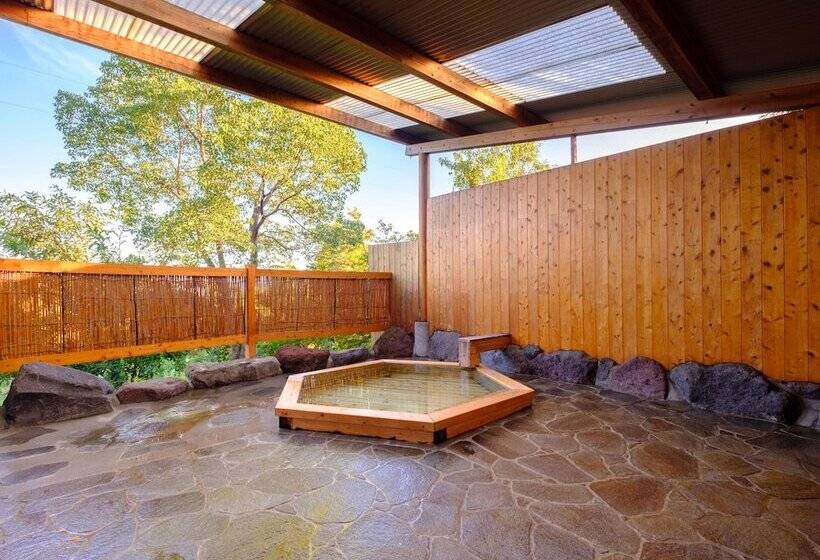 בית מלון כפרי Log Cabin Kinoko No Sato