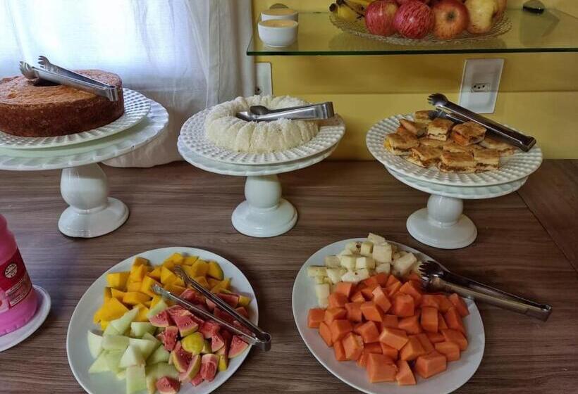 ホテル Pousada Primavera