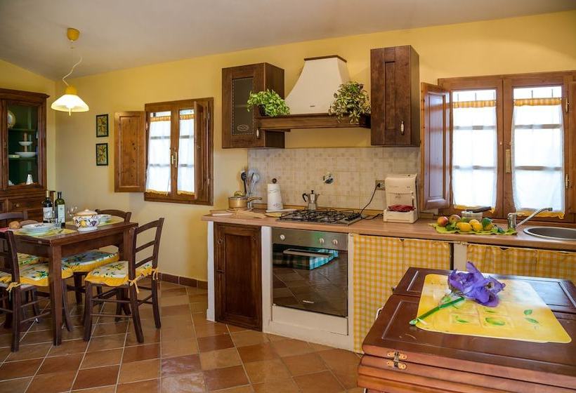 בית מלון כפרי Podere Piana