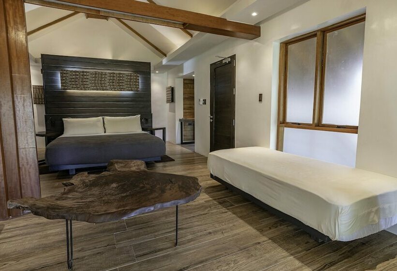 هتل Siargao Island Villas