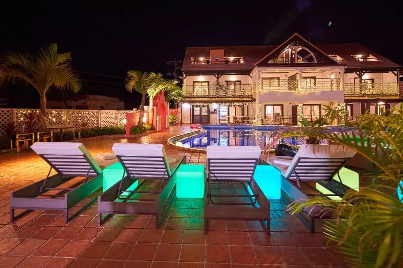 Hôtel The Pool Resort Okinawa