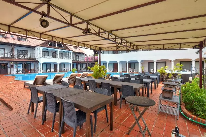 Hôtel The Pool Resort Okinawa