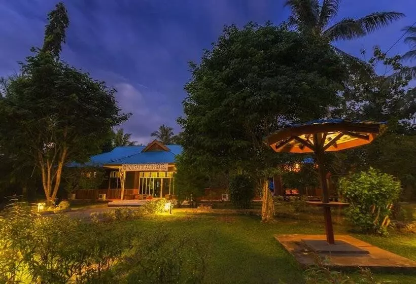 Hotelli Waisai Beach