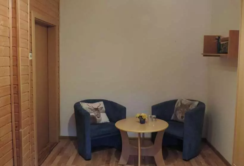 پانسیون Western Penzion