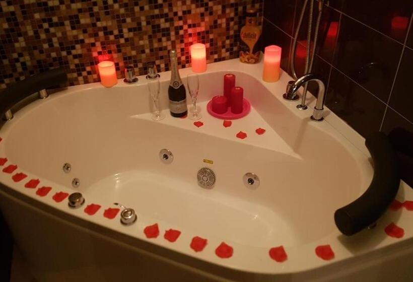 Pompeii Ruins De Charme B&b