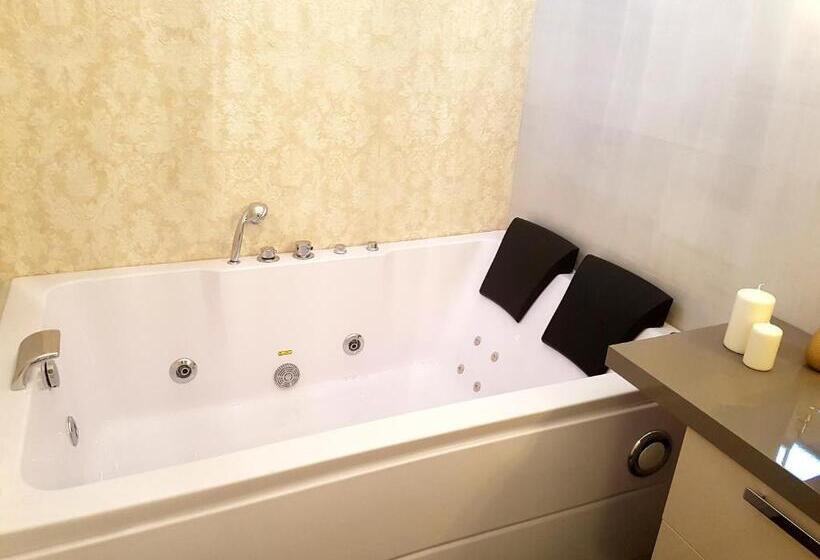 Pompeii Ruins De Charme B&b