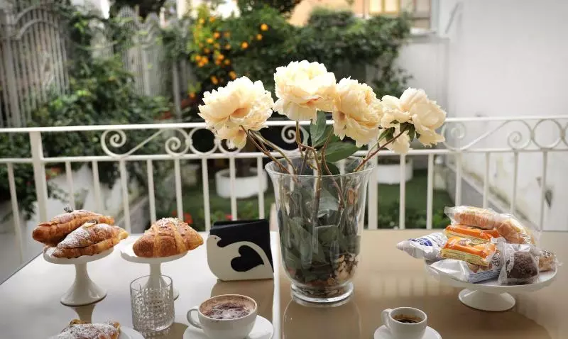 Pompeii Ruins De Charme B&b