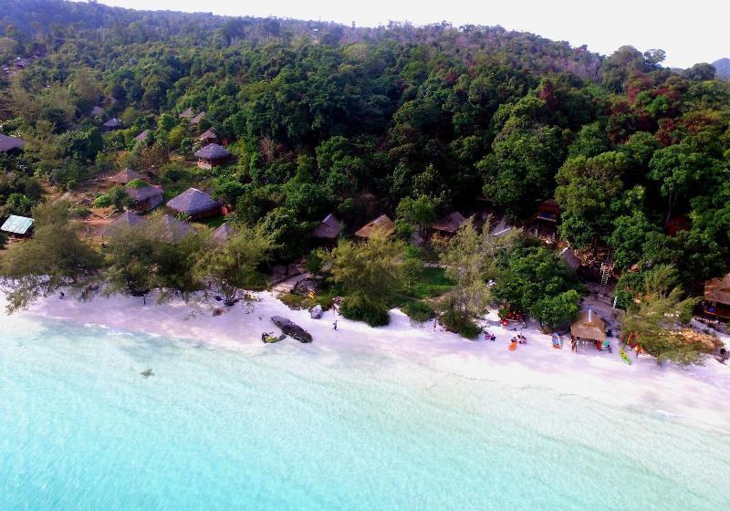 Resort White Beach Bungalows