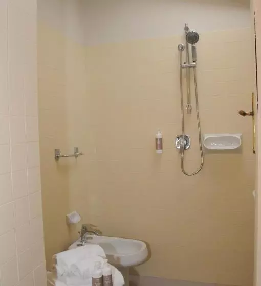 Hotelli Albergo Roma